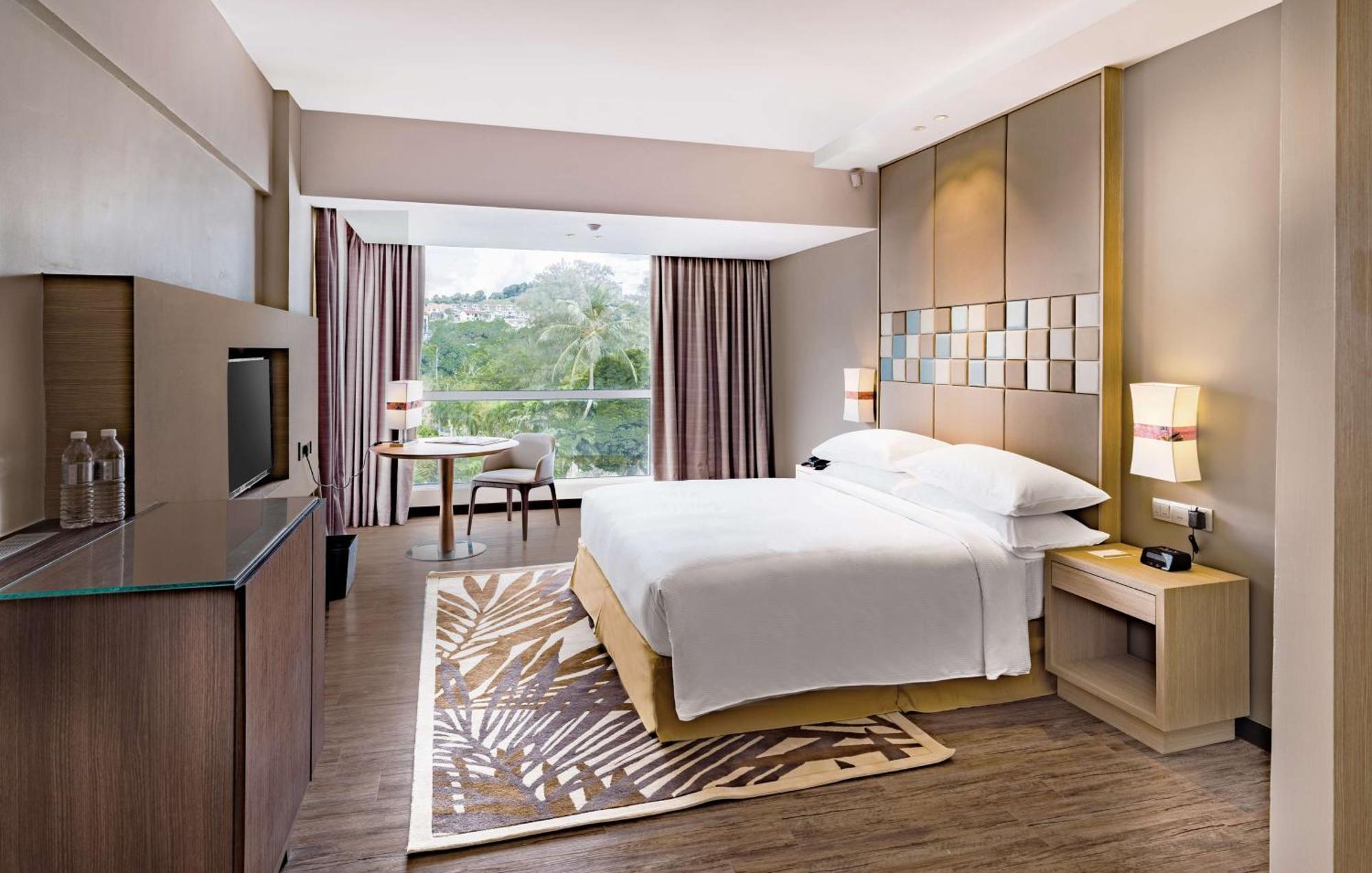 Doubletree Resort By Hilton Hotel Penang Batu Ferringhi Exterior foto