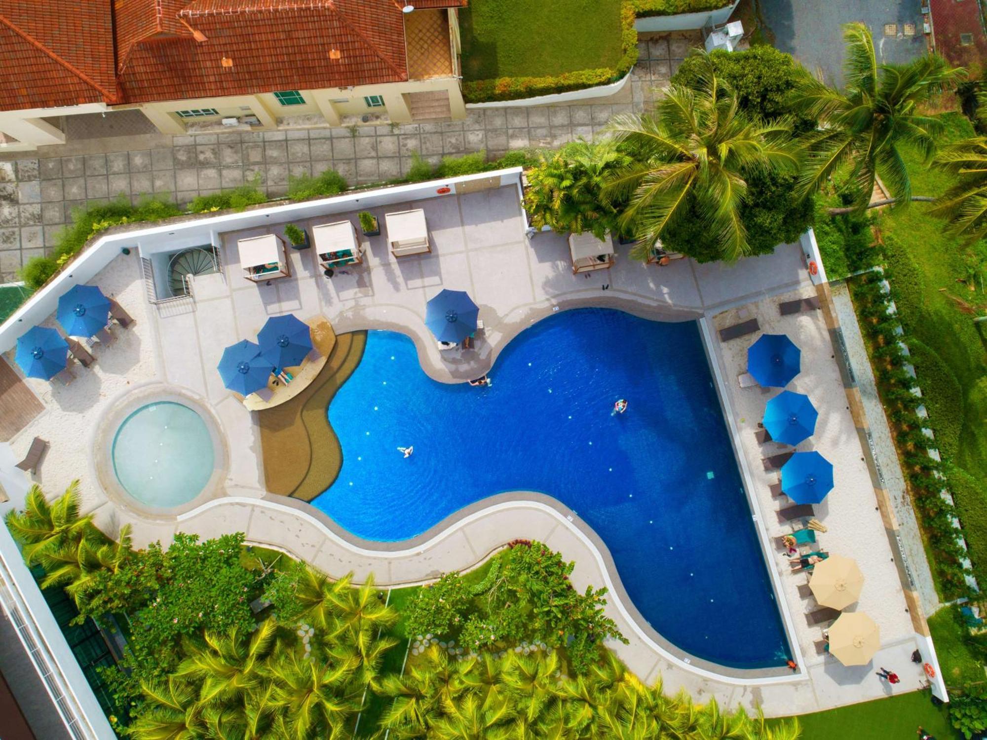 Doubletree Resort By Hilton Hotel Penang Batu Ferringhi Exterior foto